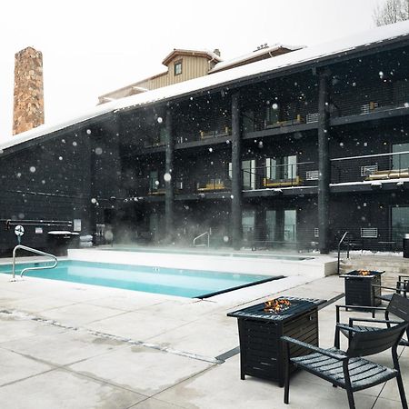 Gravity Haus Jackson Hole Hotel Teton Village Exterior photo