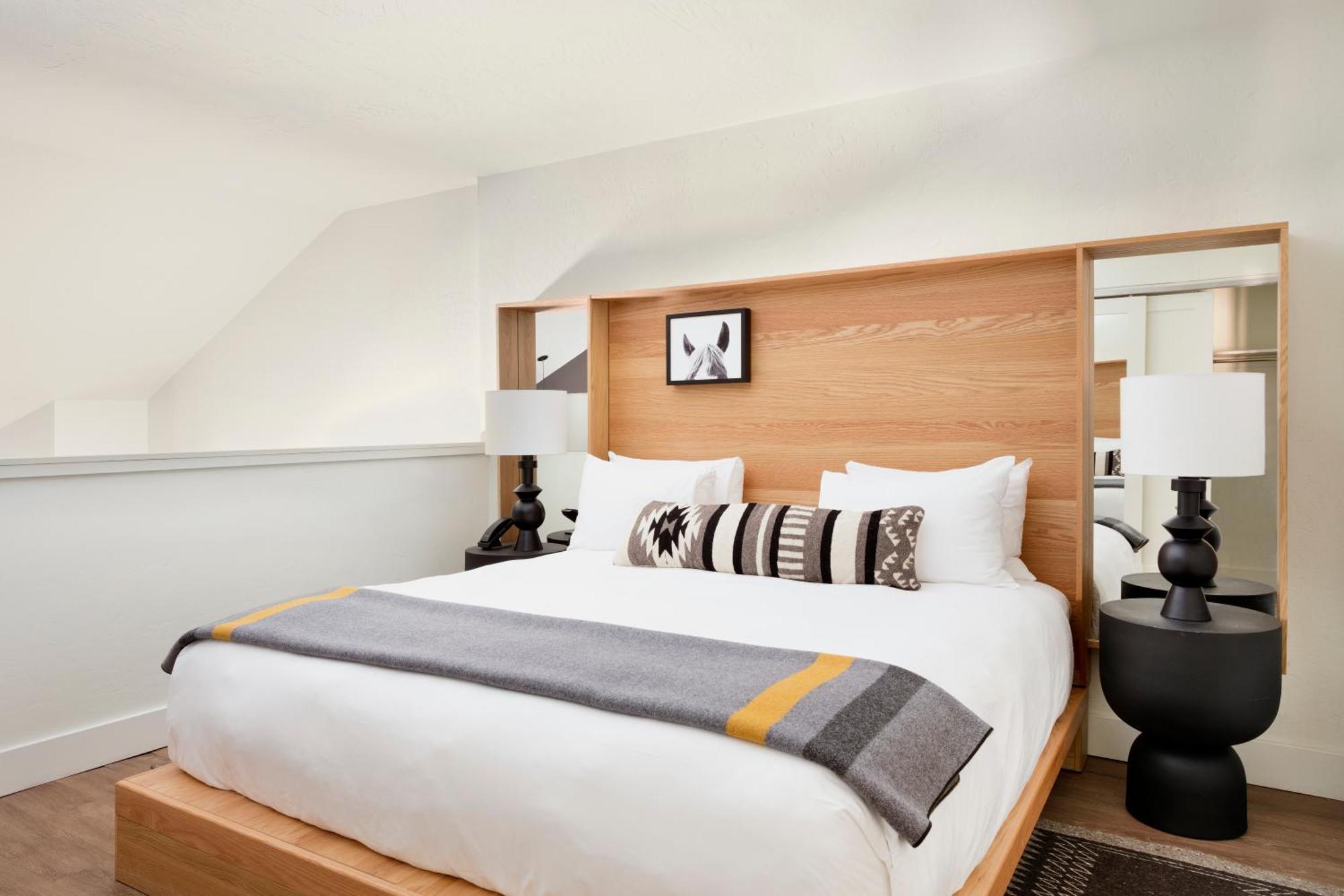 Gravity Haus Jackson Hole Hotel Teton Village Exterior photo